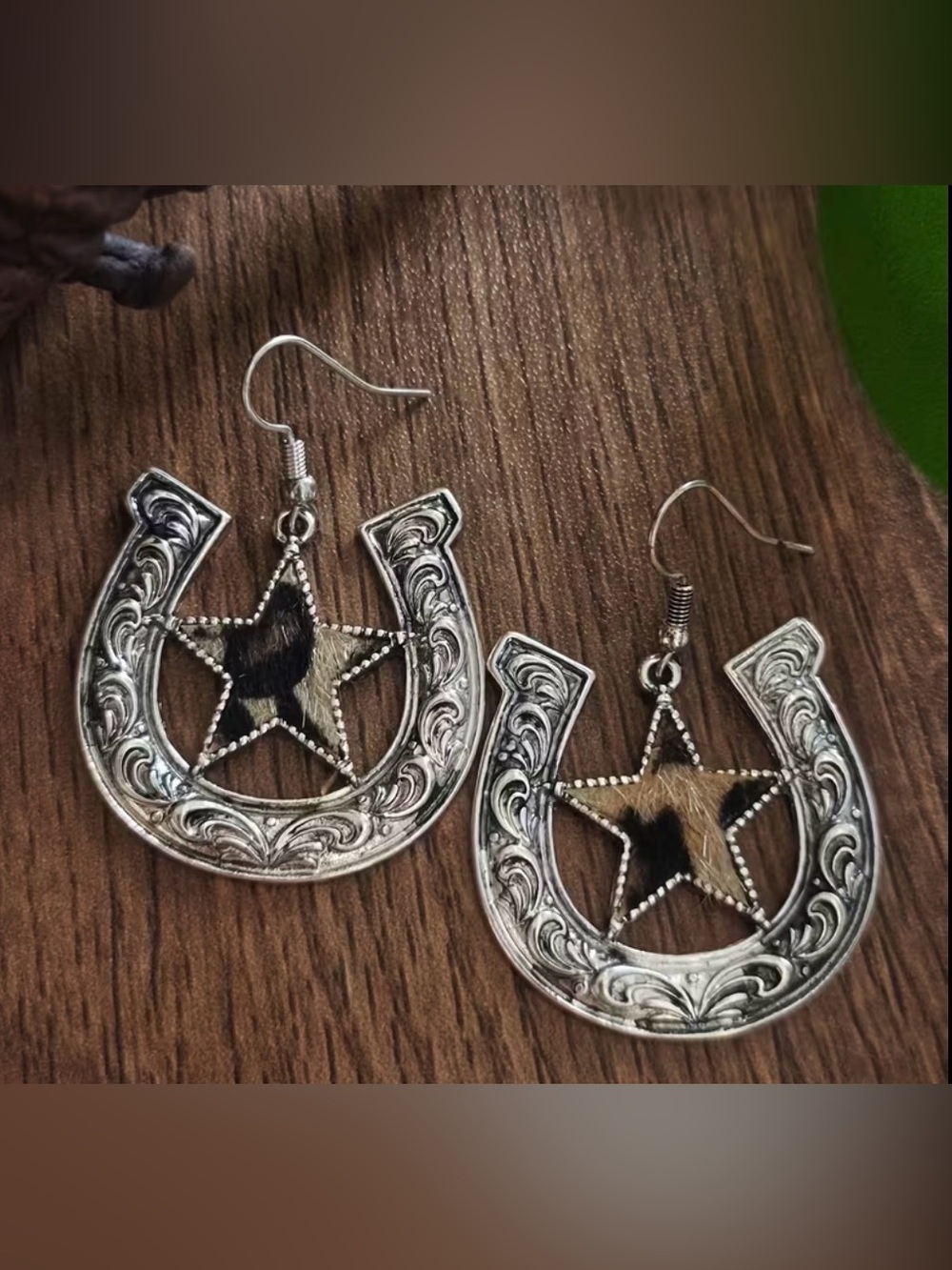 Western Earrings Silver Horseshoe Star Dangle Earrings with Black & Cream Accent